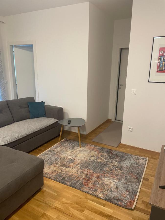 Apartment Diana Zara Parking Free Dış mekan fotoğraf