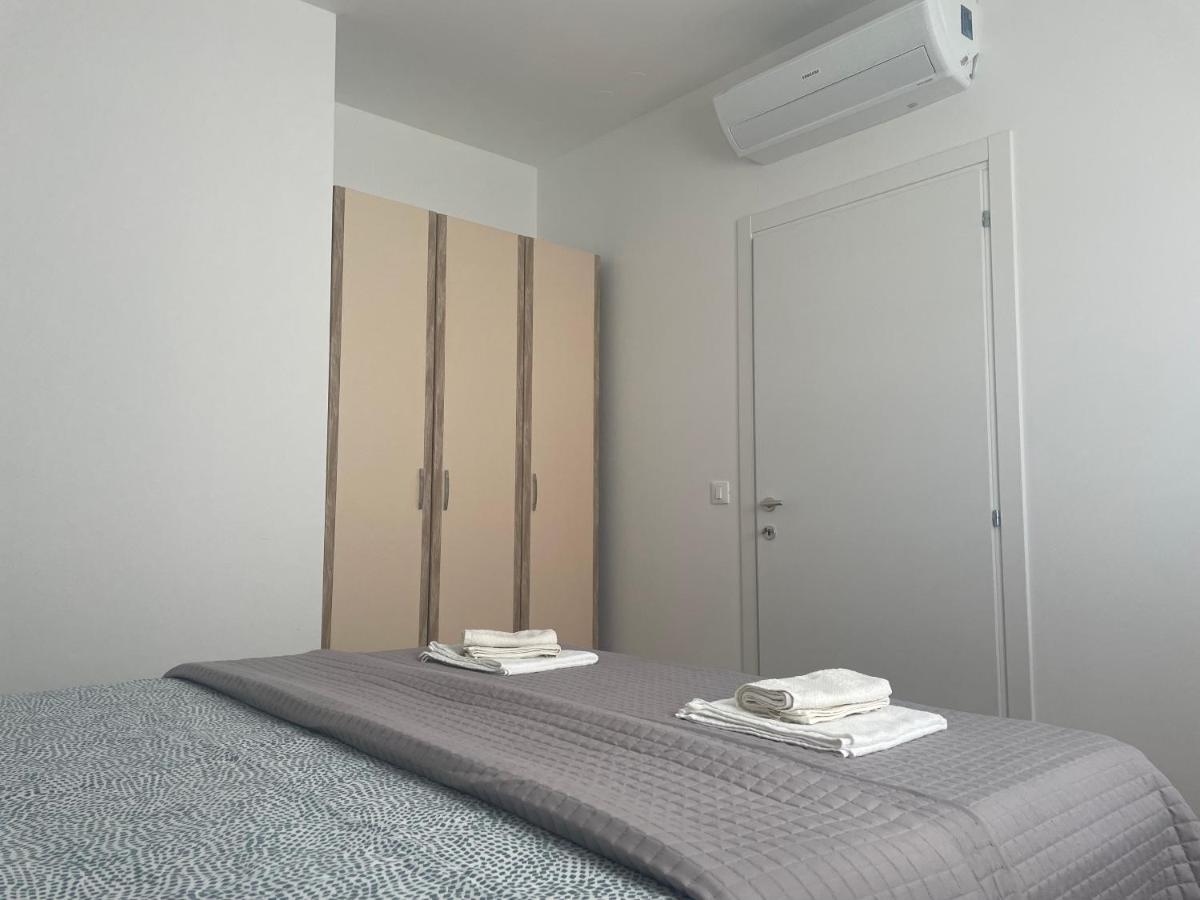 Apartment Diana Zara Parking Free Dış mekan fotoğraf