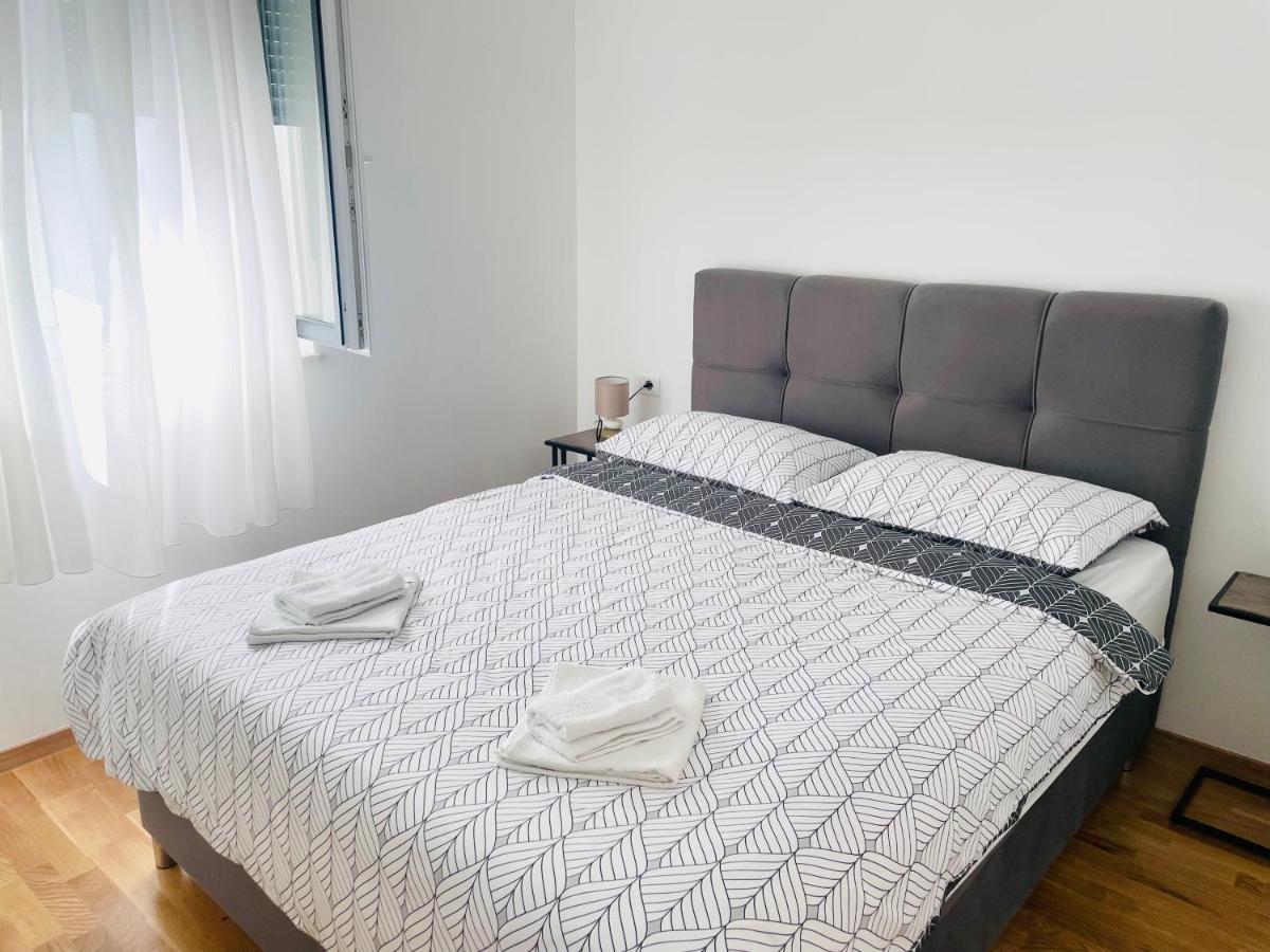 Apartment Diana Zara Parking Free Dış mekan fotoğraf