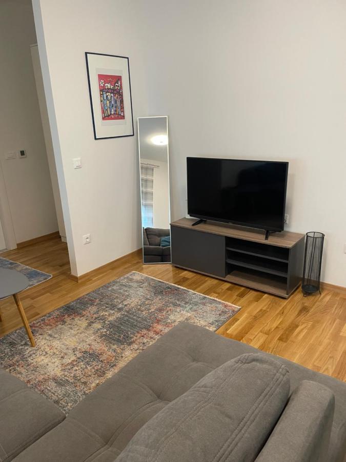 Apartment Diana Zara Parking Free Dış mekan fotoğraf