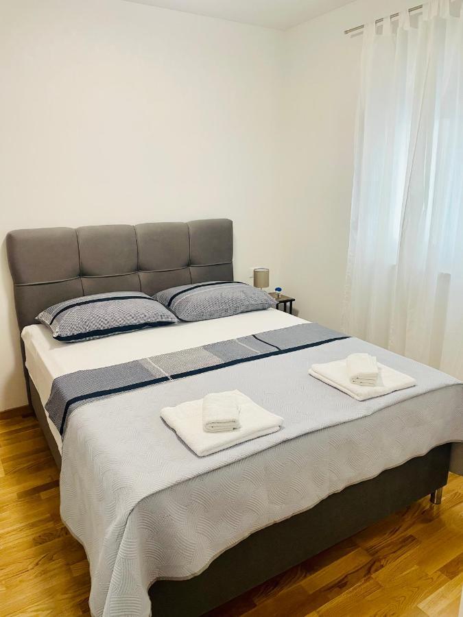 Apartment Diana Zara Parking Free Dış mekan fotoğraf